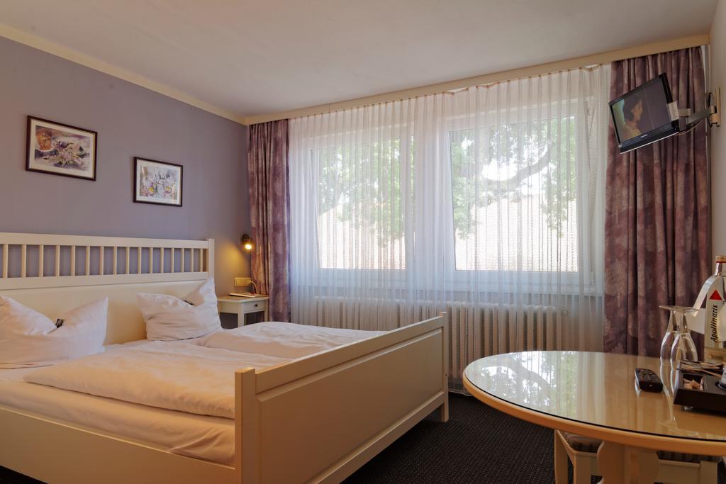 Landhotel Michaelishof Bergen  Exterior foto